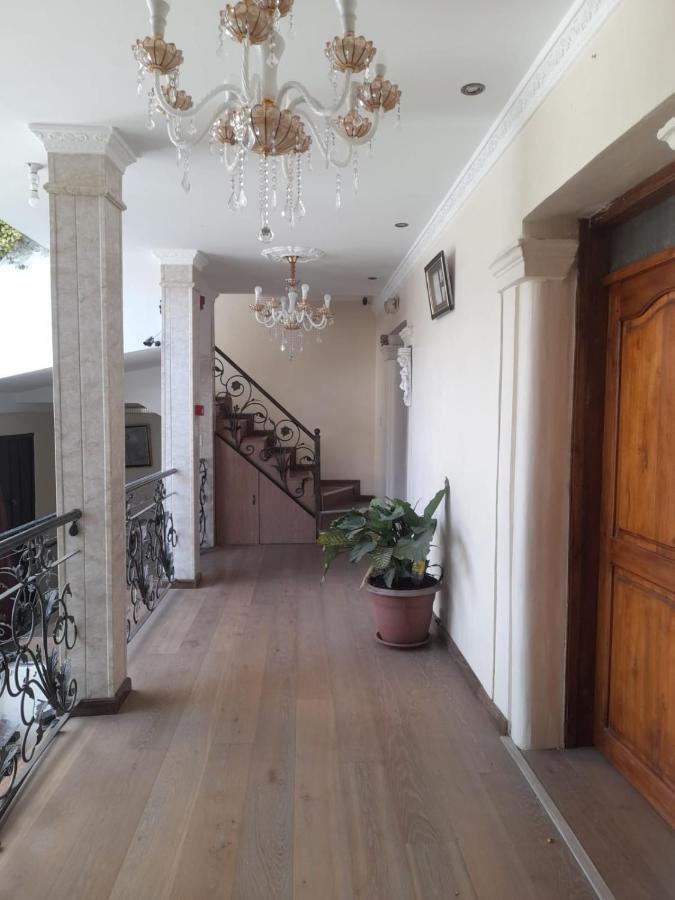 Hostal Atlantis Кіто Екстер'єр фото