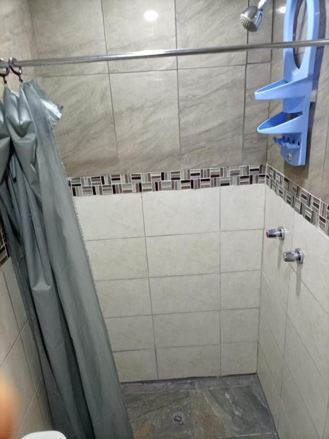 Hostal Atlantis Кіто Екстер'єр фото
