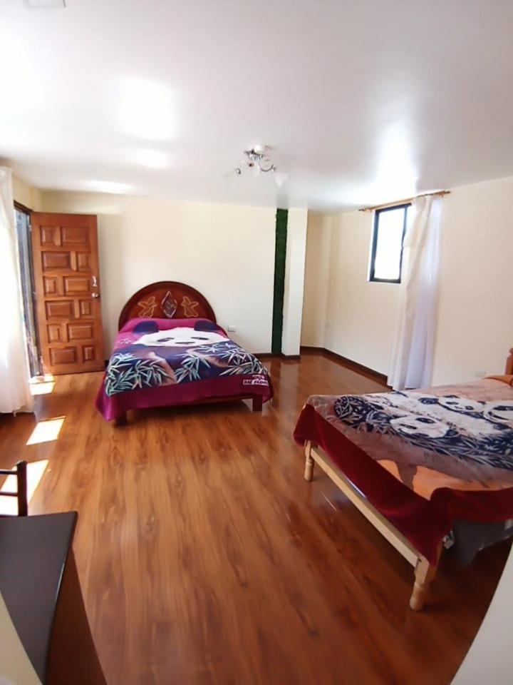 Hostal Atlantis Кіто Екстер'єр фото
